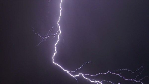 Lightning threatens to spark more SA fires