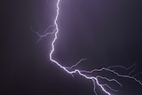 Lightning threatens to spark more SA fires