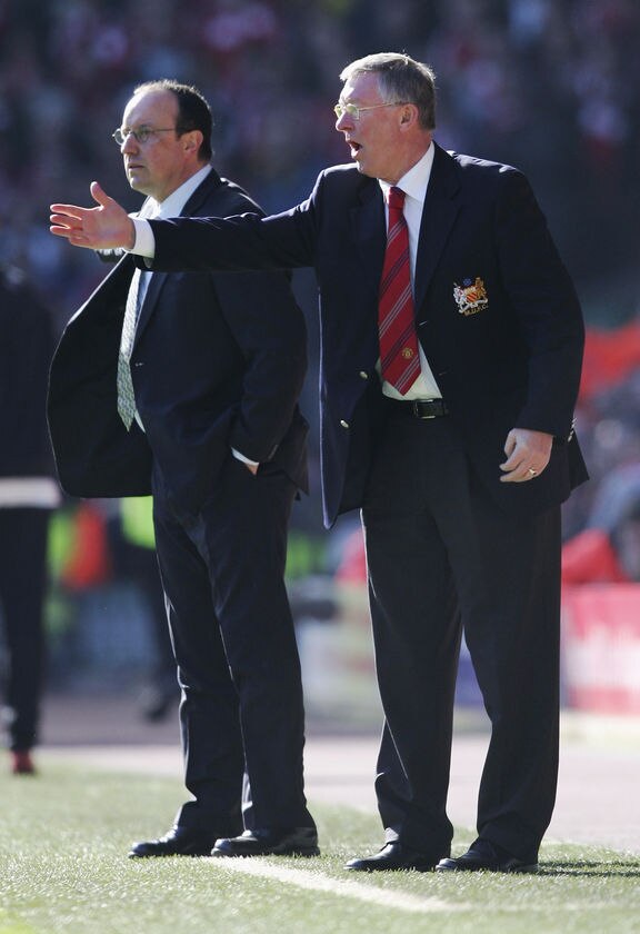 Benitez lets fly at Fergie - ABC News