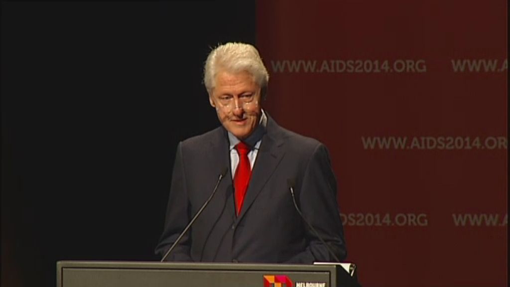 Former US president Bill Clinton addresses AIDS conference - ABC News