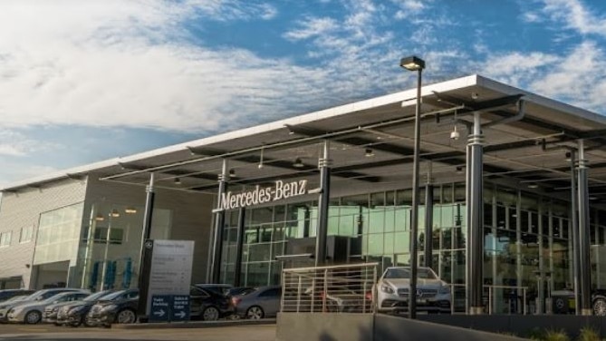 The exterior of the Mercedez Benz dealership at Alexandria.