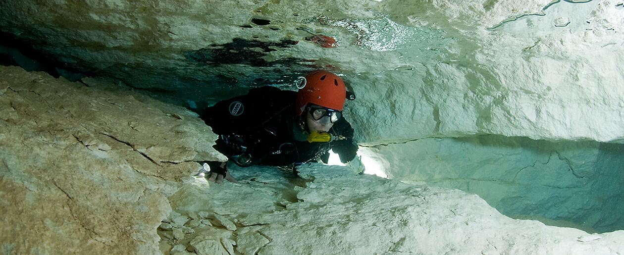 Cave diving Your greatest fears rolled into one extreme hobby ABC News