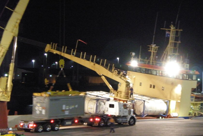 Nuclear fuel rods shipped out