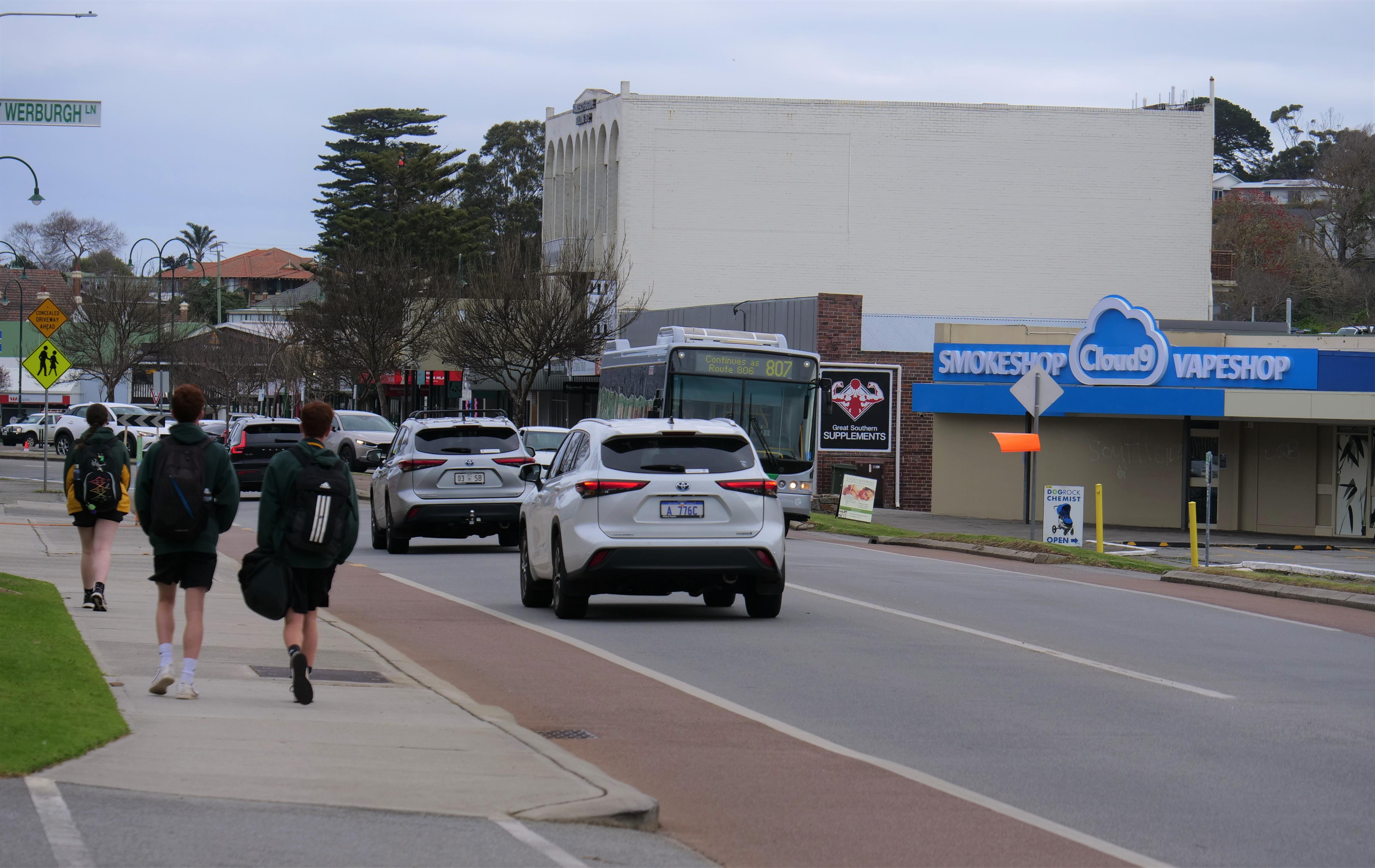 Albany mayor vows to fight Cloud 9 vape shop from opening at Dog Rock  Shopping Centre