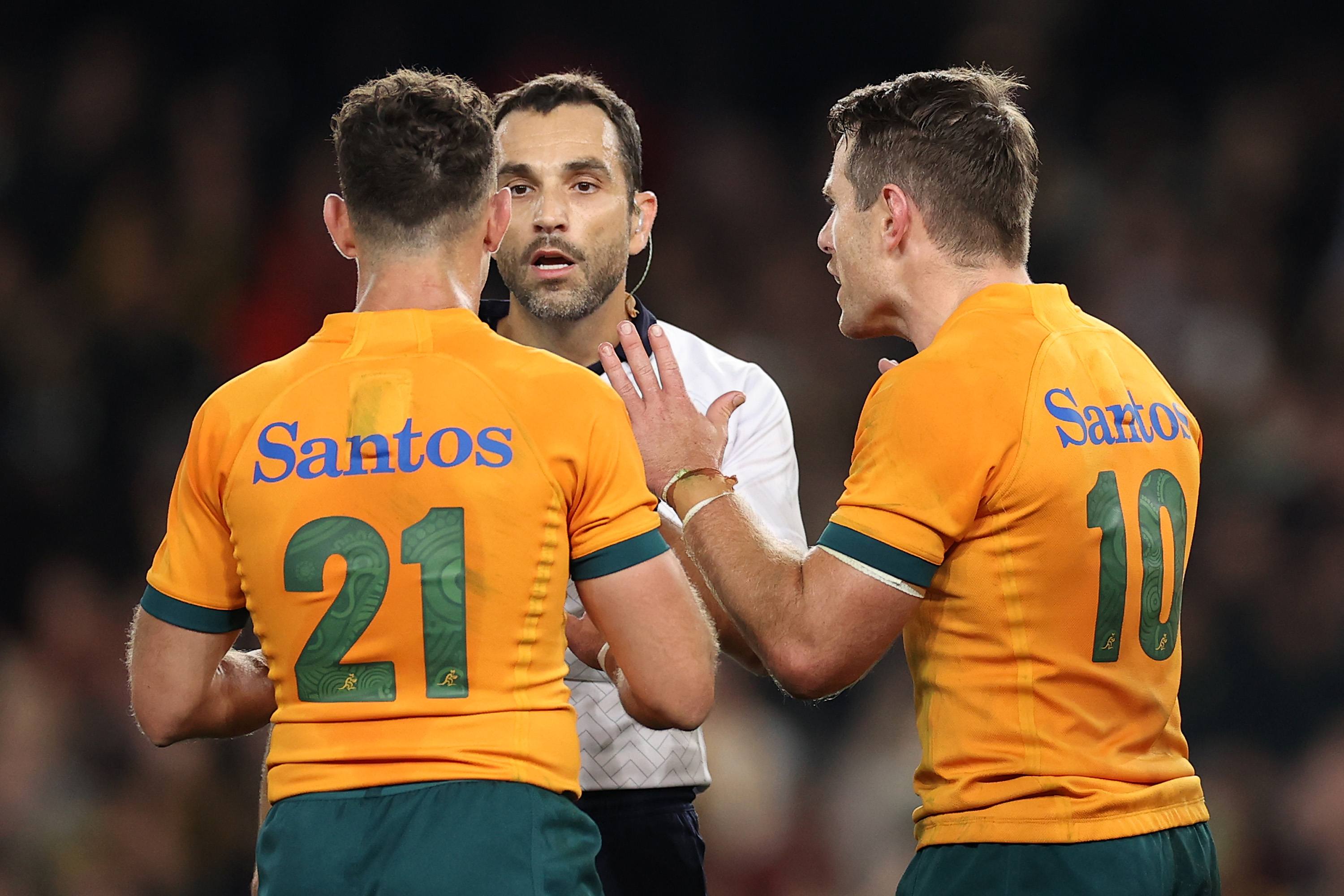 Wallabies denied Bledisloe Cup Test win over All Blacks after controversial refereeing decision in 39-37 loss