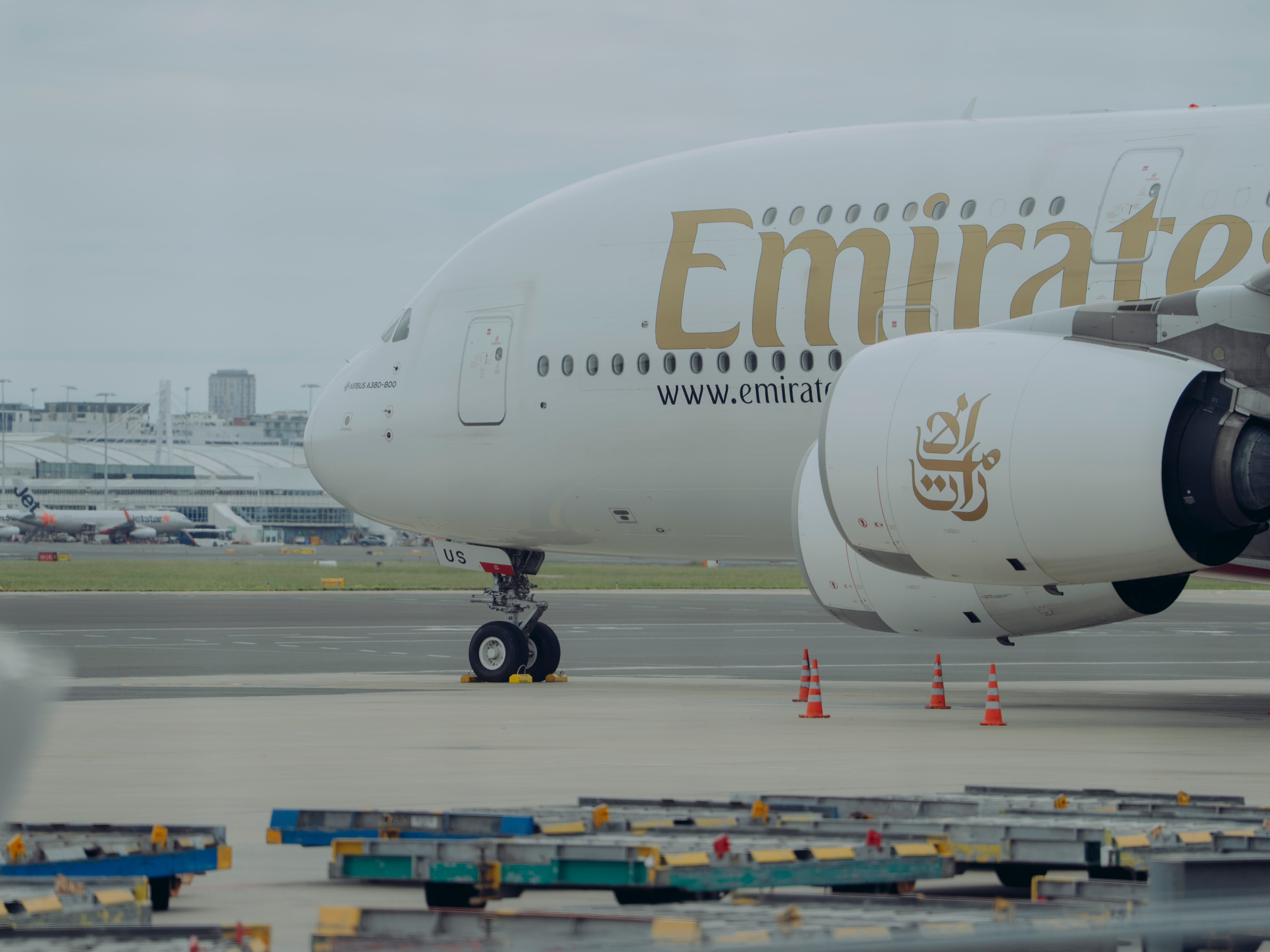 Asian hubs boom as Aussies avoid Middle East airspace