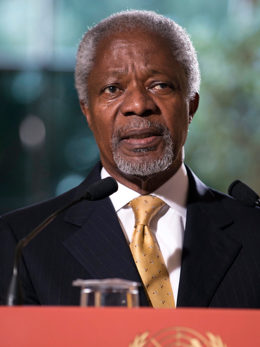 UN special envoy Kofi Annan addresses media