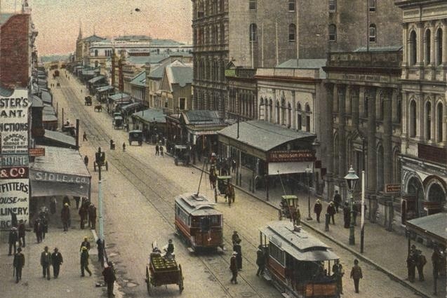 Old photo of Queen St in Brisbane in early 1900s