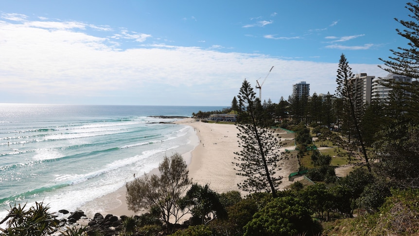 Woman dies after being pulled from the water at Coolangatta on Queensland's Gold Coast - ABC News