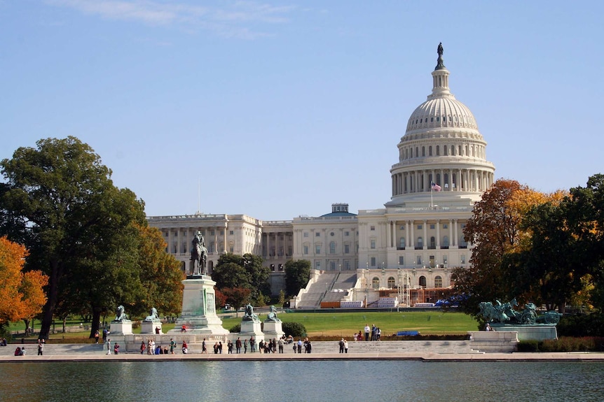 Capitol building and visitors, Washington DC.