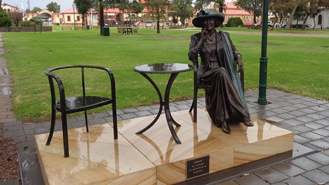 Statue commemorates former Port Augusta mayor Joy Baluch