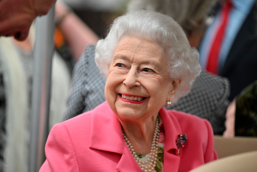 Close up of Queen Elizabeth smiling 