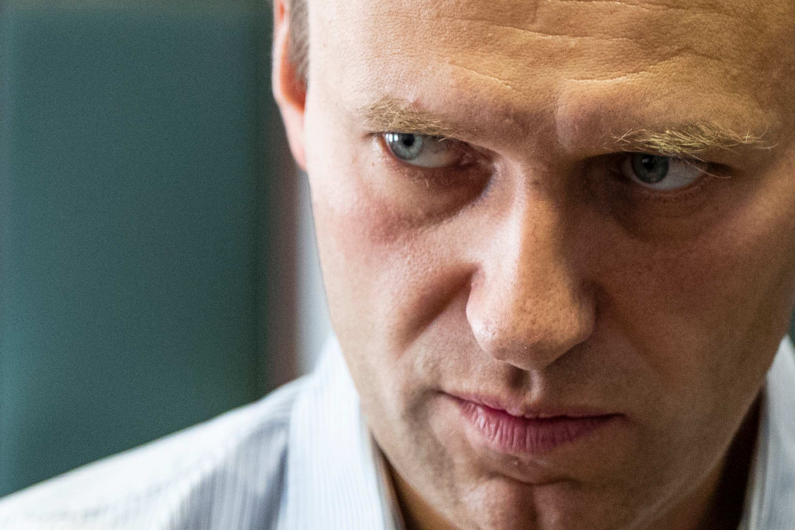 Alexei Navalny, Imprisoned Russian Opposition Leader, Ends Hunger ...