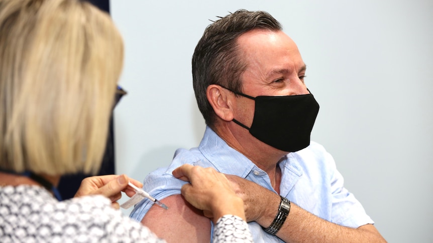 Live: 'Don't wait for an outbreak': Premier urges WA residents to get vaccinated while borders are shut