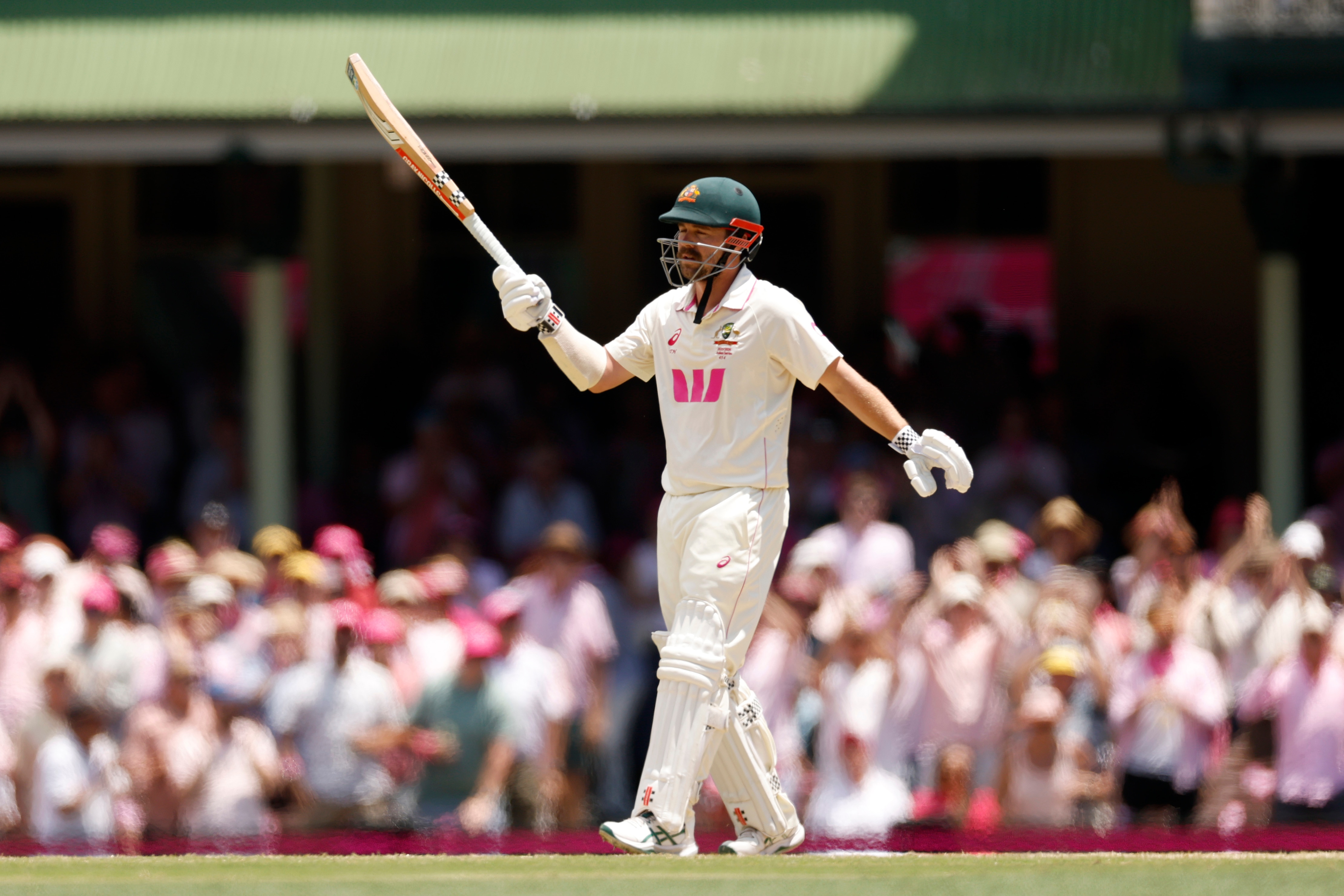 Live: Travis Head finally falls to part-timer after notching 600th run for the series