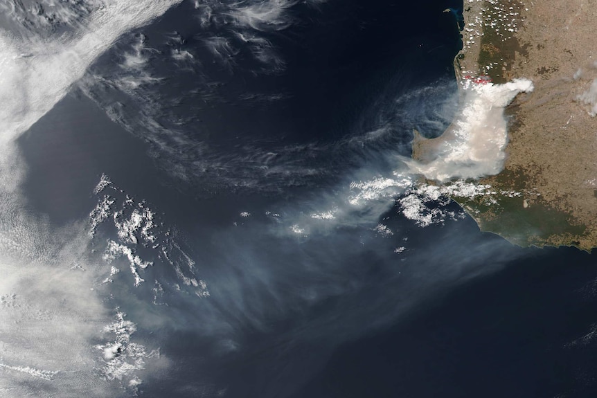 Satellite image of the Yarloop bushfire