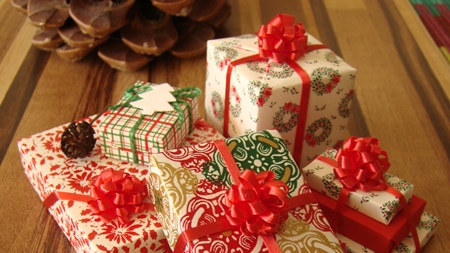 Learn English: Present or present? ABC Education Learn English: Present or present? ABC Education