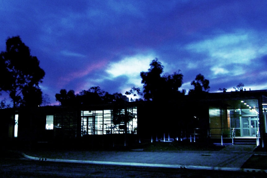 The exterior of Broken Hill Hospital.