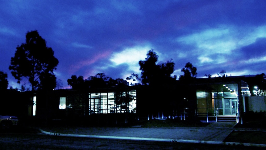 The exterior of Broken Hill Hospital