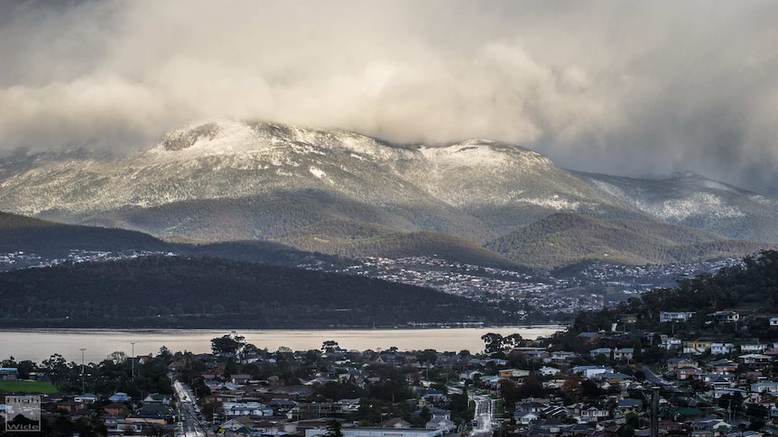 Mount Wellington / kunanyi in snow, June 11 2016