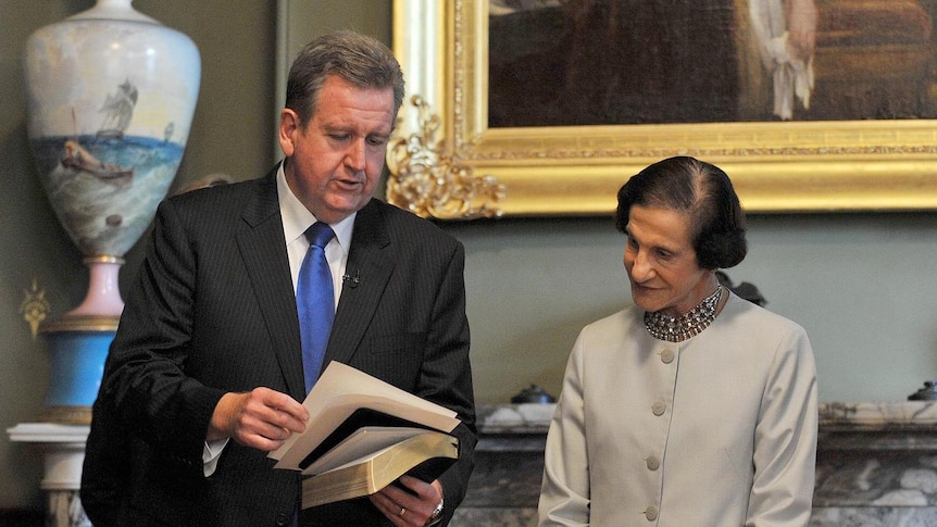 O'Farrell sworn in as NSW Premier