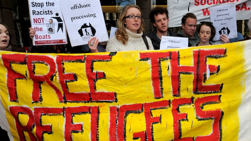 Protesters in Melbourne hold rally against offshore processing