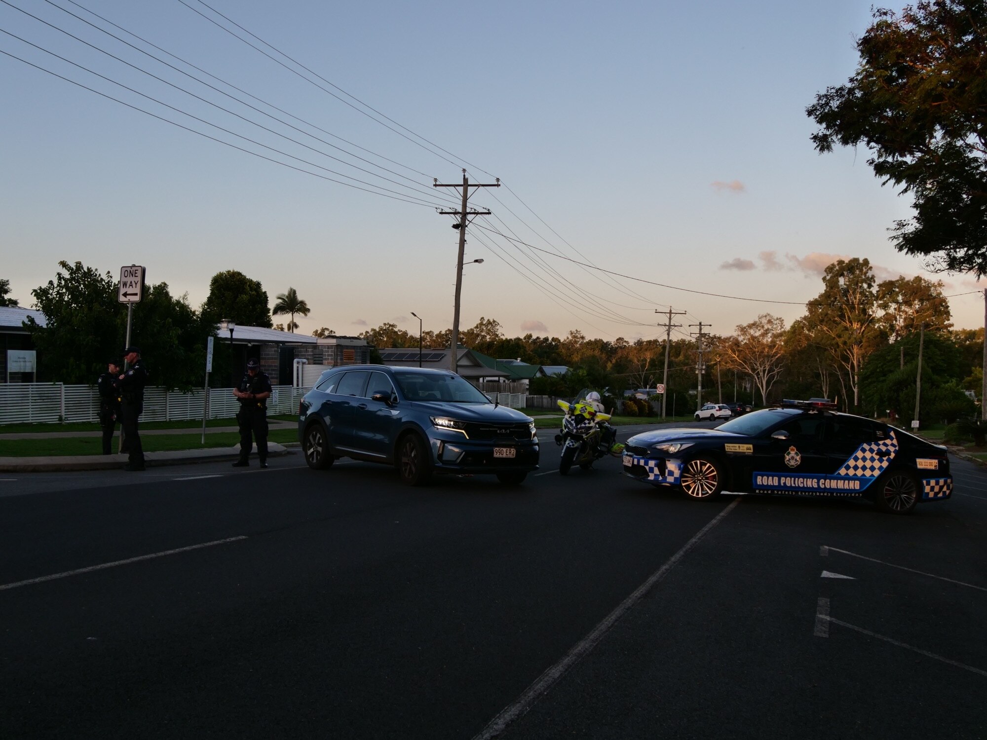 Queensland police shoot man dead after siege in Mareeba - Vimarsana News