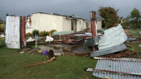 Tornado rips off roof in NSW