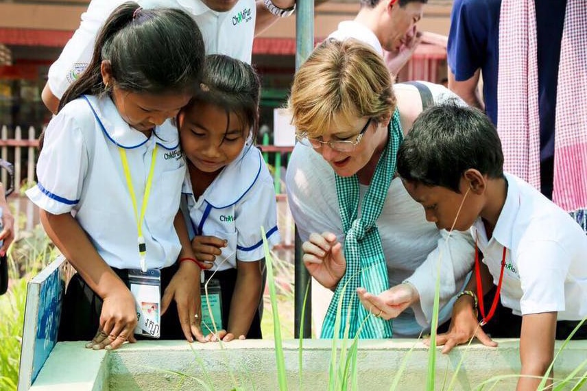 Senator Linda Reynolds at a Cambodian school