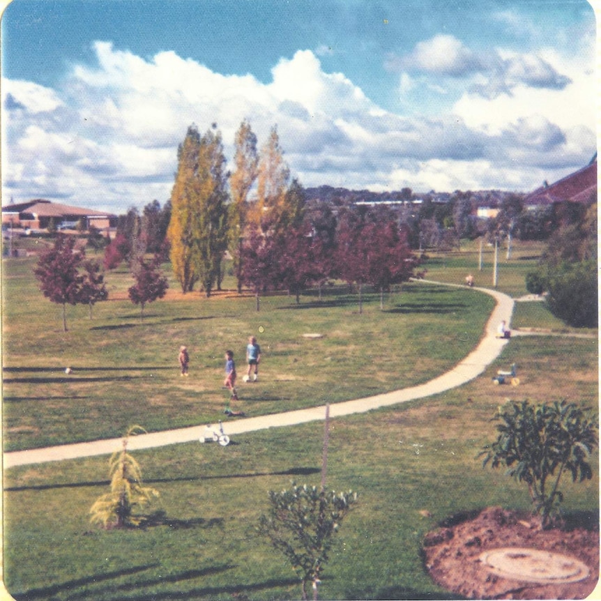 This photo from 1975 shows how the main circle path linked Curtin Radburn residents to the local shops and schools.