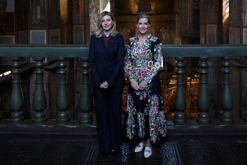 Olena Zelenska and Duchess Sophie stand together.