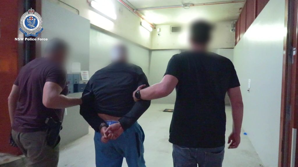 Comanchero bikie kingpin arrested in Edgecliff - ABC News