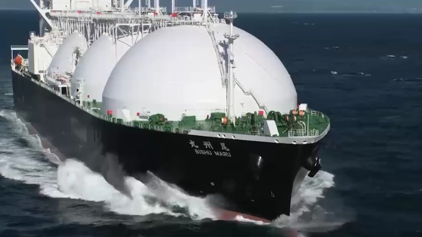 LNG transport ship