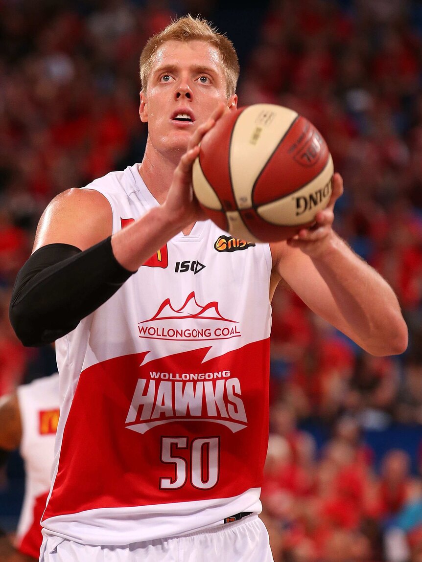 Wollongong Hawks player Luke Nevill