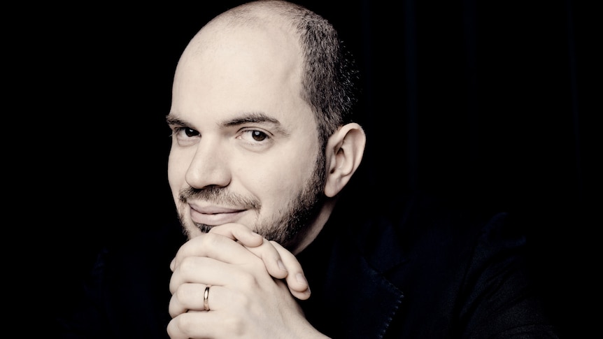 Kirill Gerstein performs Grieg's Piano Concerto