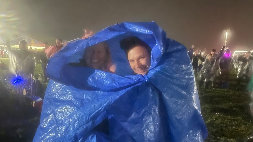 Victorian wild weather hits music festivals, more extreme wind and rain on the way