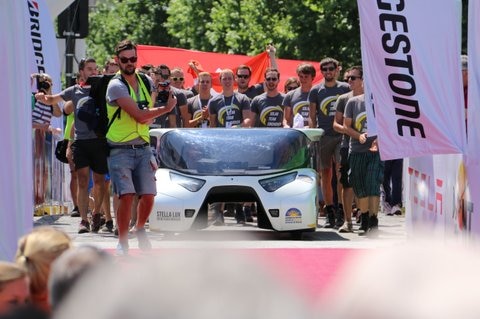 Eindhoven team crosses the line