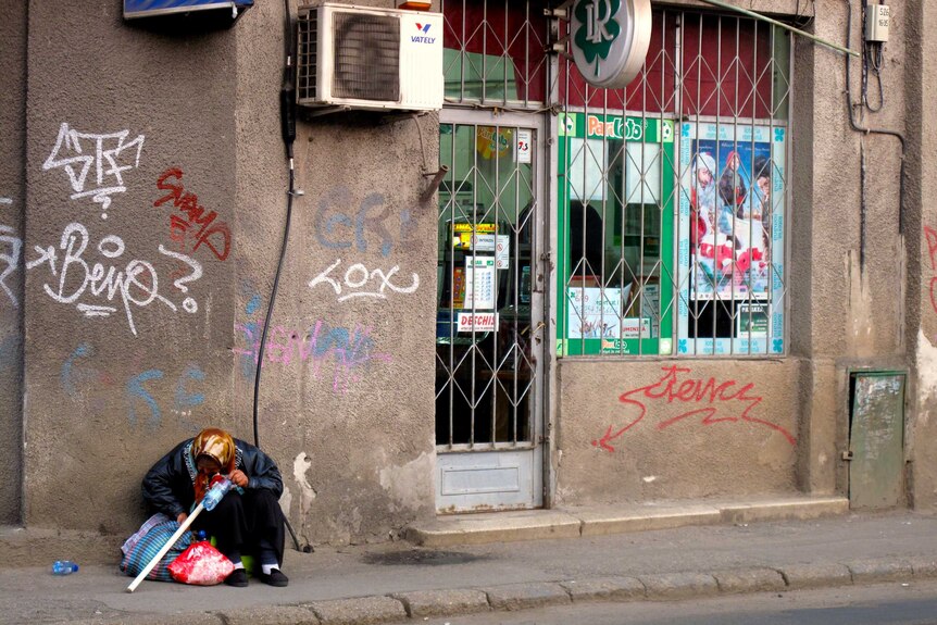 Roma woman in Bucharest