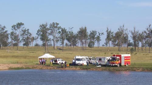 A Cessna carrying skydivers has crashed into a dam near Ipswich, killing 5.