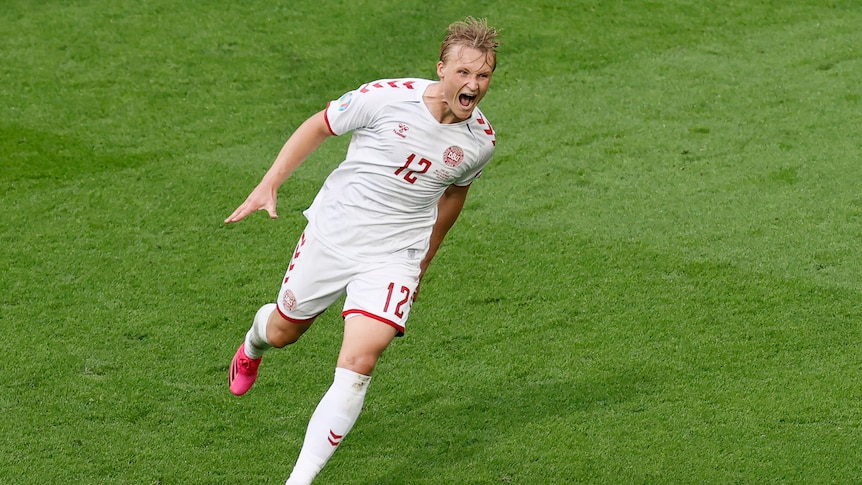 Euro Scores Wales Vs Denmark Italy Vs Austria Live Updates Abc News