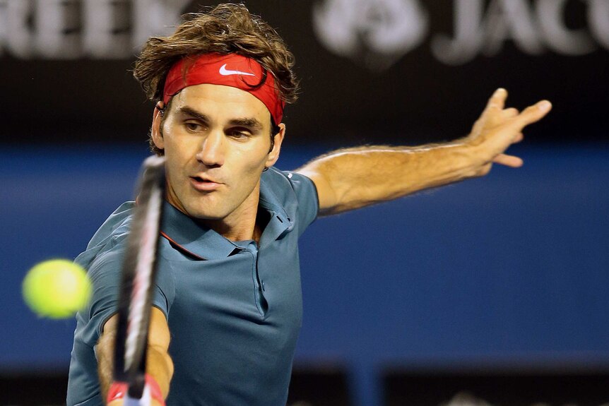 Roger Federer beats Andy Murray at Australian Open
