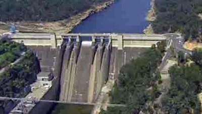 The polluted water has reached the wall of Warragamba Dam.