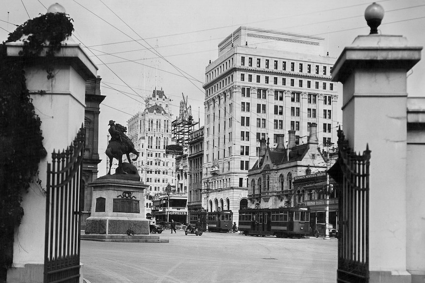 King William St from Government House in 1936.