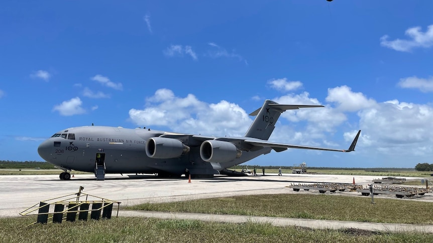 A RAAF aircraft arrives in Tonga