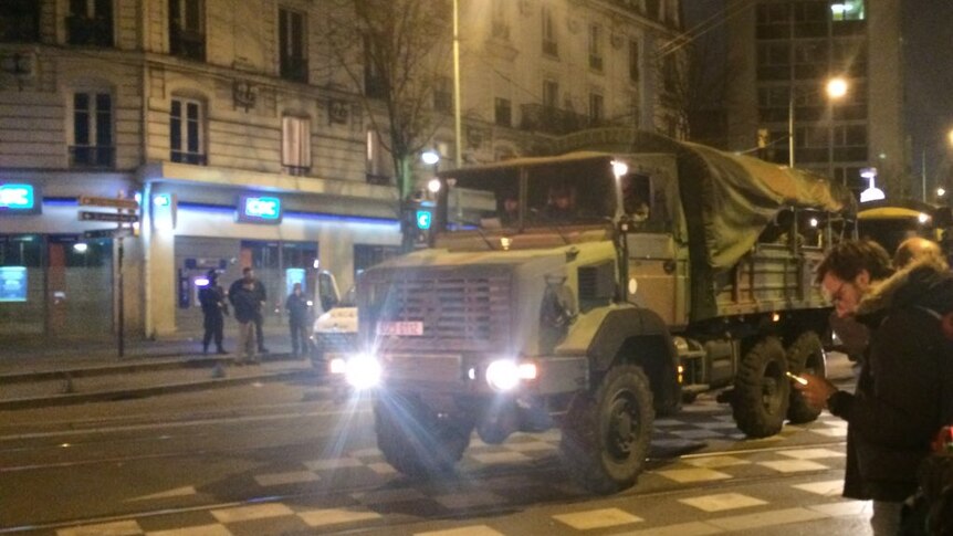 Military move in on anti-terrorism raid in Saint-Denis, Paris