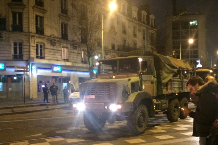 Military move in on anti-terrorism raid in Saint-Denis, Paris