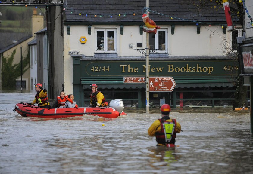 policeman-killed-in-biblical-uk-floods-abc-news