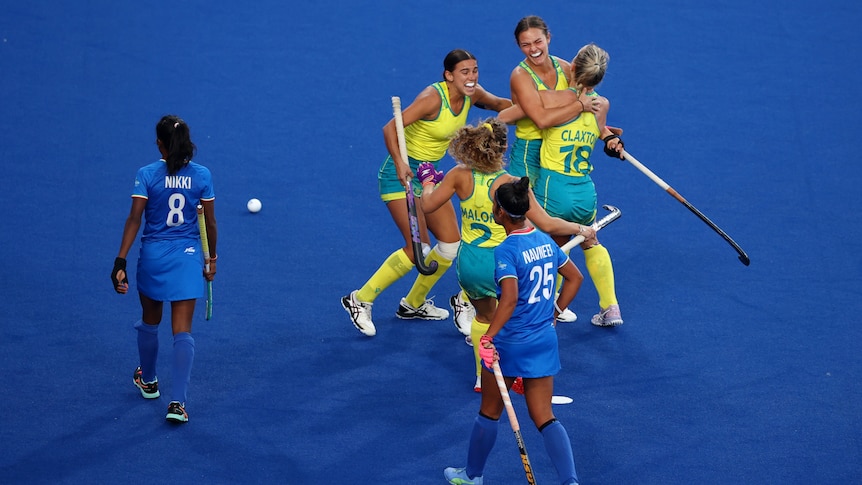 Commonwealth Games live updates: Hockeyroos face India in semi-final while men’s decathlon draws to a close – ABC News