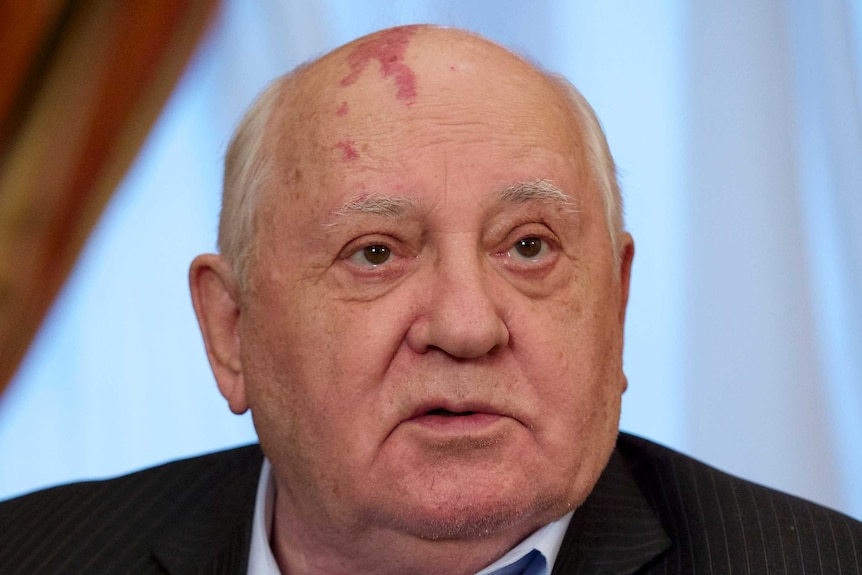 Close up image of Mikhail Gorbachev