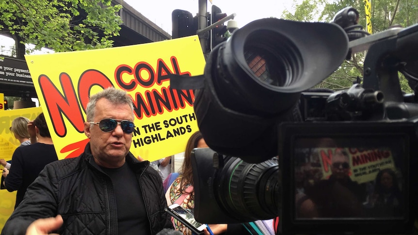 Jimmy Barnes speaks at coal protest